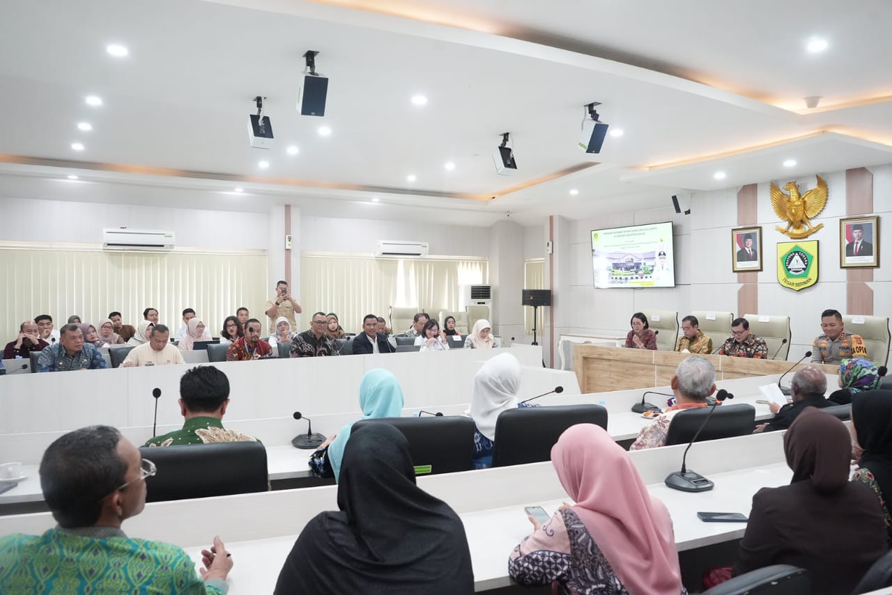 Program Makan Bergizi Gratis di Kabupaten Bogor Jadi Rujukan Nasional, Dikunjungi Komisi IX DPR RI