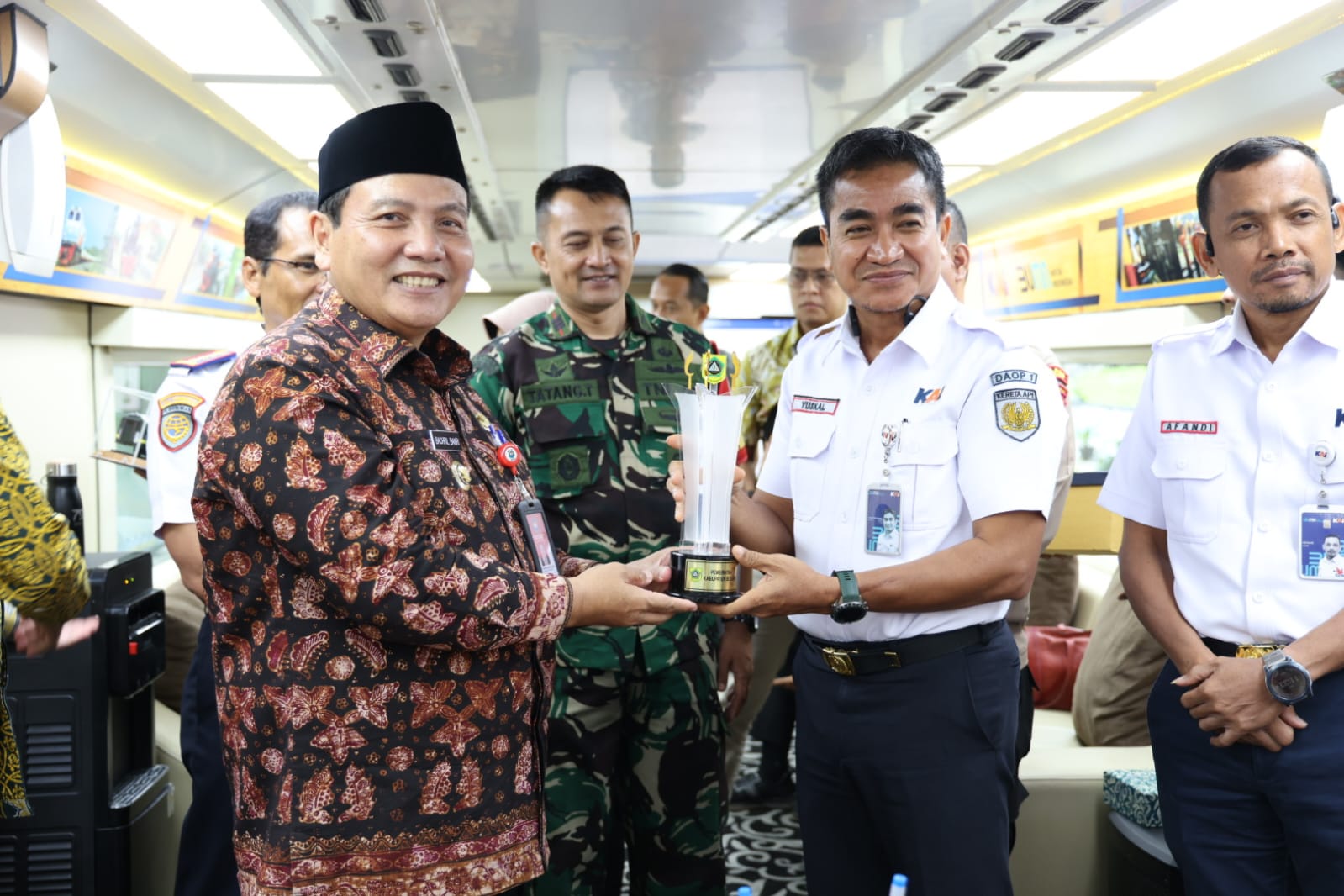 Tandatangani MOU Dengan PT. KAI, Pj. Bupati Bogor Harap Berikan Dampak Positif Kepada Masyarakat