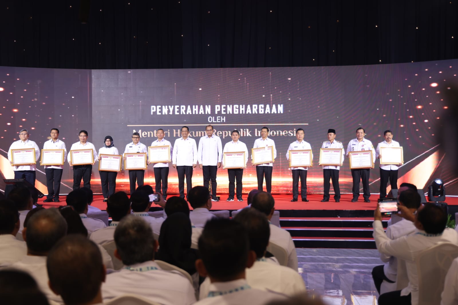 Peroleh Nilai 99,82 Persen, Pemkab Bogor Raih Penghargaan Indeks Reformasi Hukum Terbaik Dua Tingkat Nasional Tahun 2024