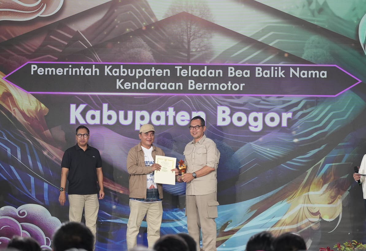 Tutup Akhir Tahun, Pemkab Bogor Borong Dua Penghargaan Bergengsi di Anugerah Philotra Jawa Barat 2024