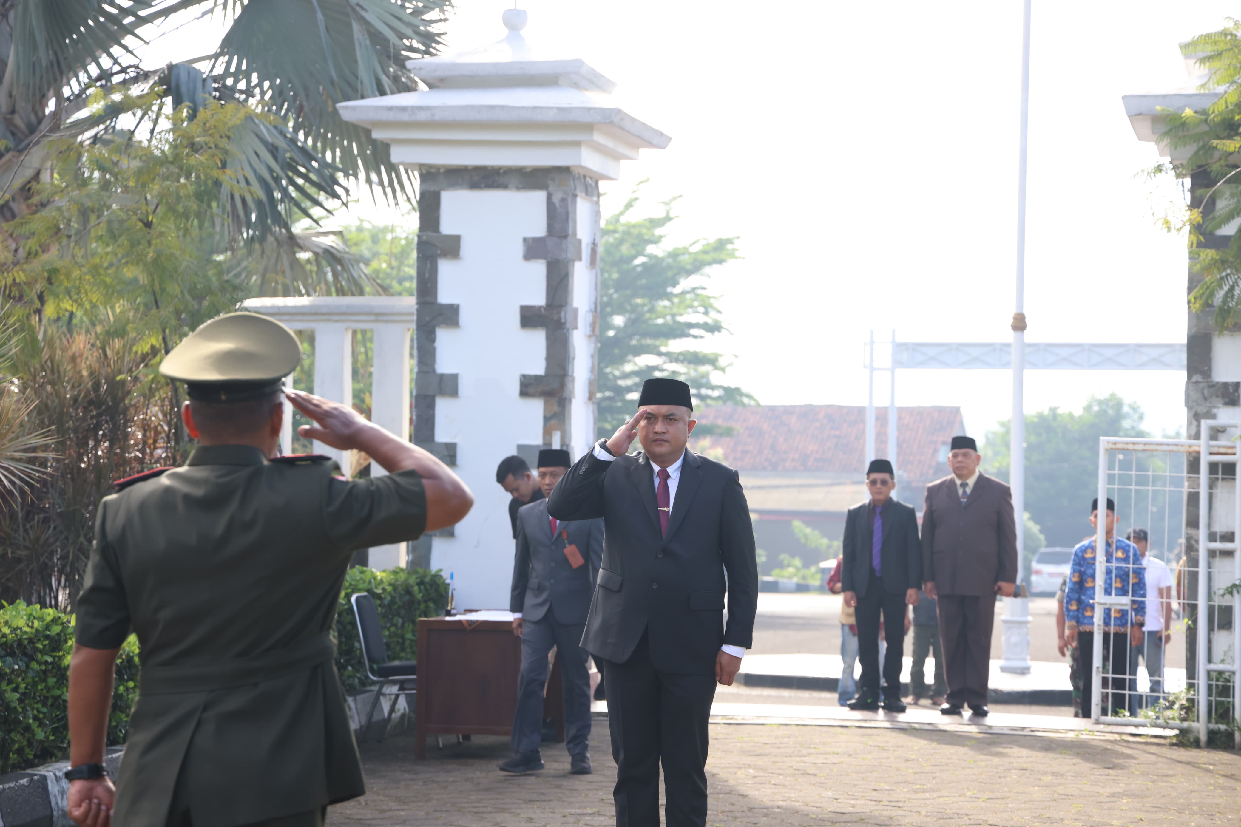 Ziarah Makam Pahlawan Dalam Rangka Peringatan Hari Kebangkitan Nasional