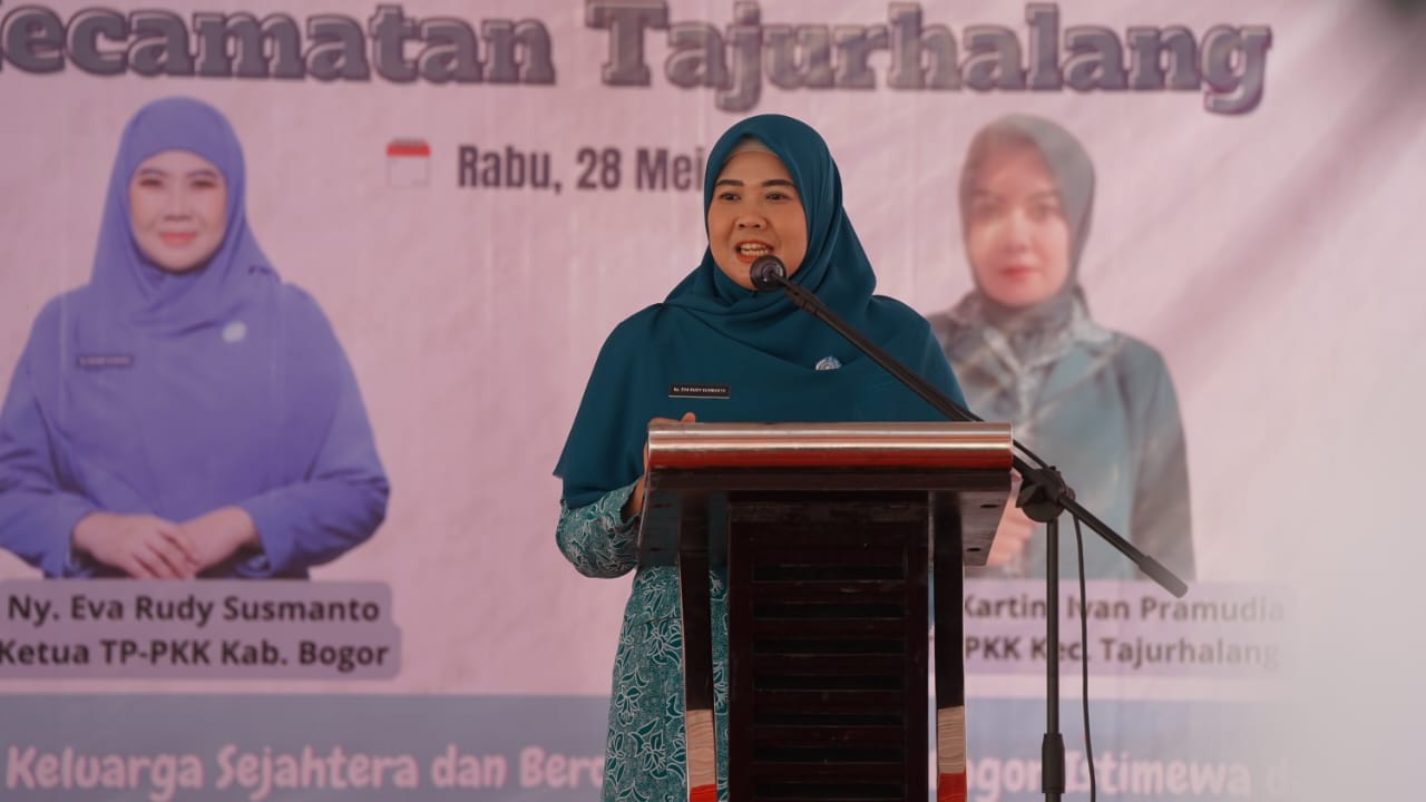 Ketua TP PKK Kabupaten Kunjungi Kecamatan Tajurhalang