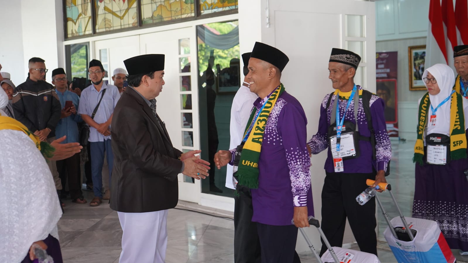 Jamaah Haji Kloter Terakhir Kabupaten Bogor Berangkat Ke Tanah Suci