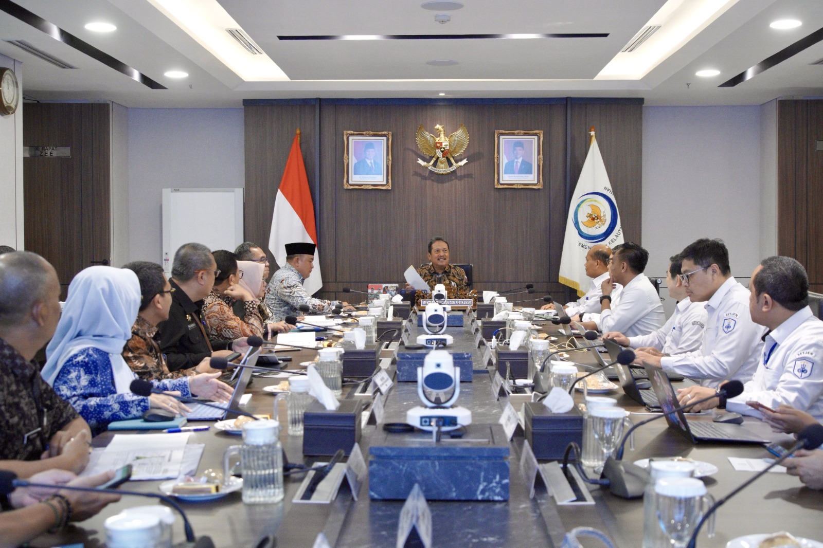 Bupati Bogor Perkuat Sinergi Dengan KPP RI Untuk Optimalkan Pengembangan Kawasan Minapolitan dan Raiser Ikan Hias