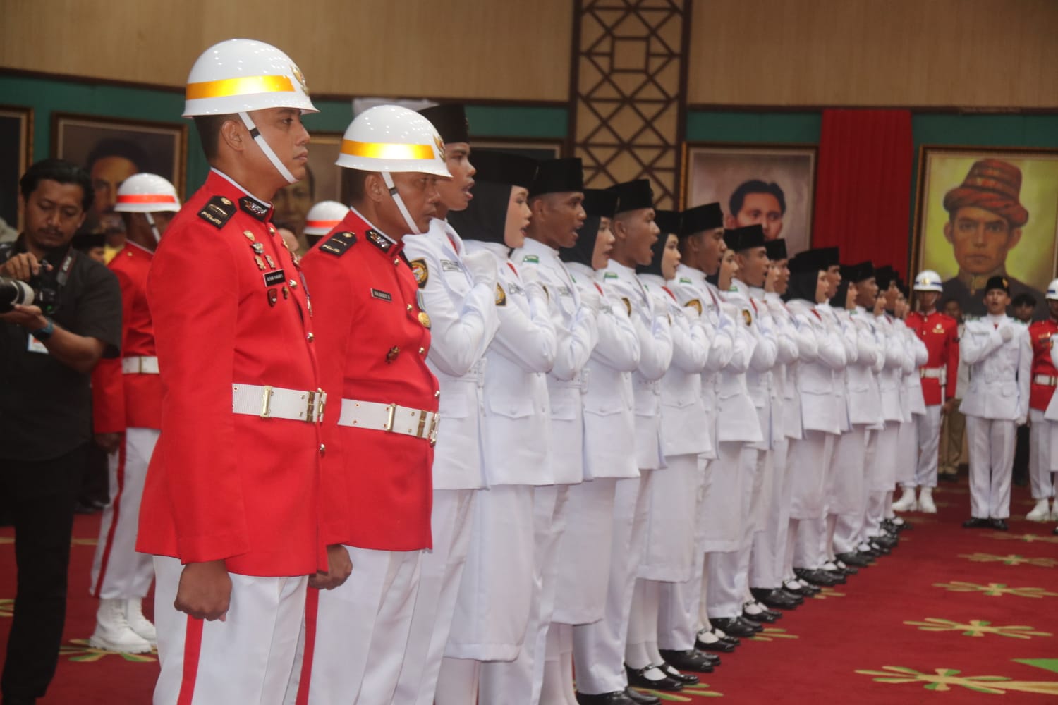 Bupati Bogor Kukuhkan 60 Putra Putri Terbaik Jadi Anggota Paskibraka Tahun 2025