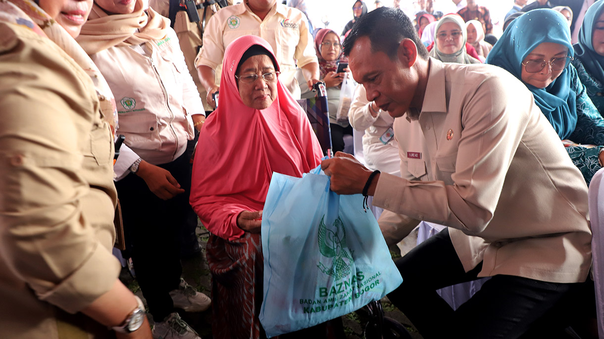 Semangat Kemerdekaan Hadir di Caringin, Layanan Publik, UMKM, hingga Pelestarian Budaya