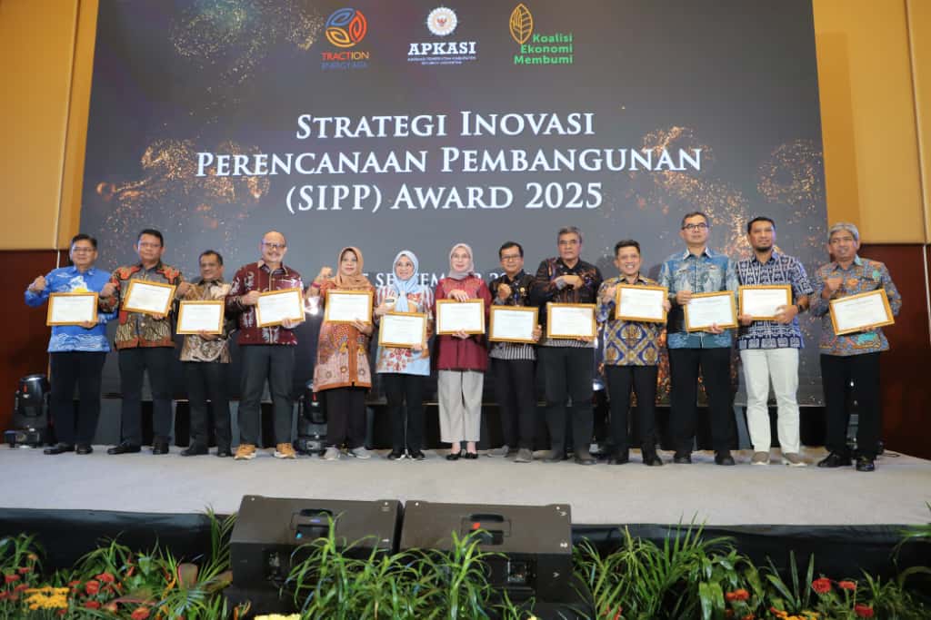 Kabupaten Bogor Jadi Kabupaten Terinisiatif Dalam Menyusun Perencanaan Pembangunan Yang Berwawasan Lingkungan Dan Tanggap Bencana Di SIPP Awards 2025
