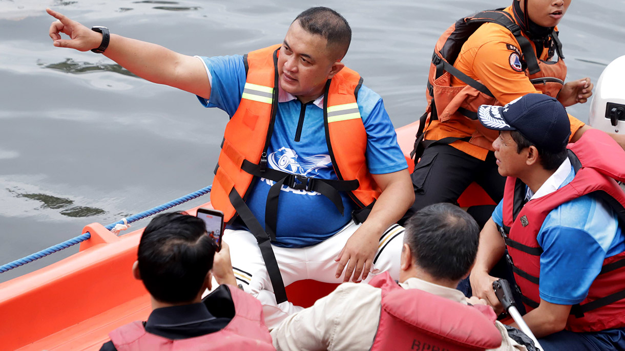 Babah Alun: Situ Plaza Cibinong "Lake Como" Indonesia