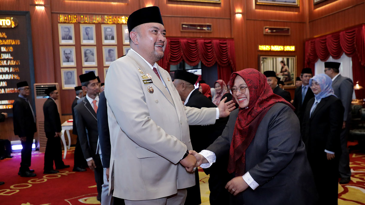Lantik 21 Pejabat, Rudy Tegaskan “Mari Melayani Masyarakat Kabupaten Bogor”