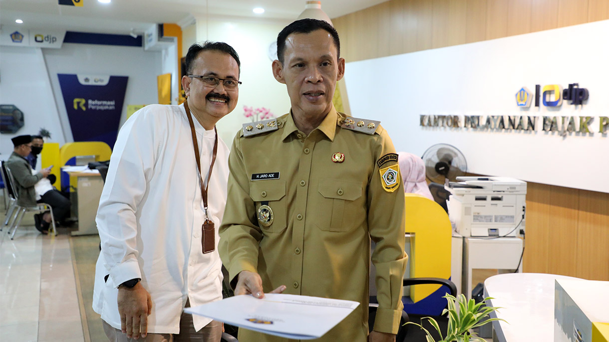 Beri Teladan Di Kpp Ciawi, Jaro Ade Bidik Kenaikan Rasio Kepatuhan Pajak Warga Bogor