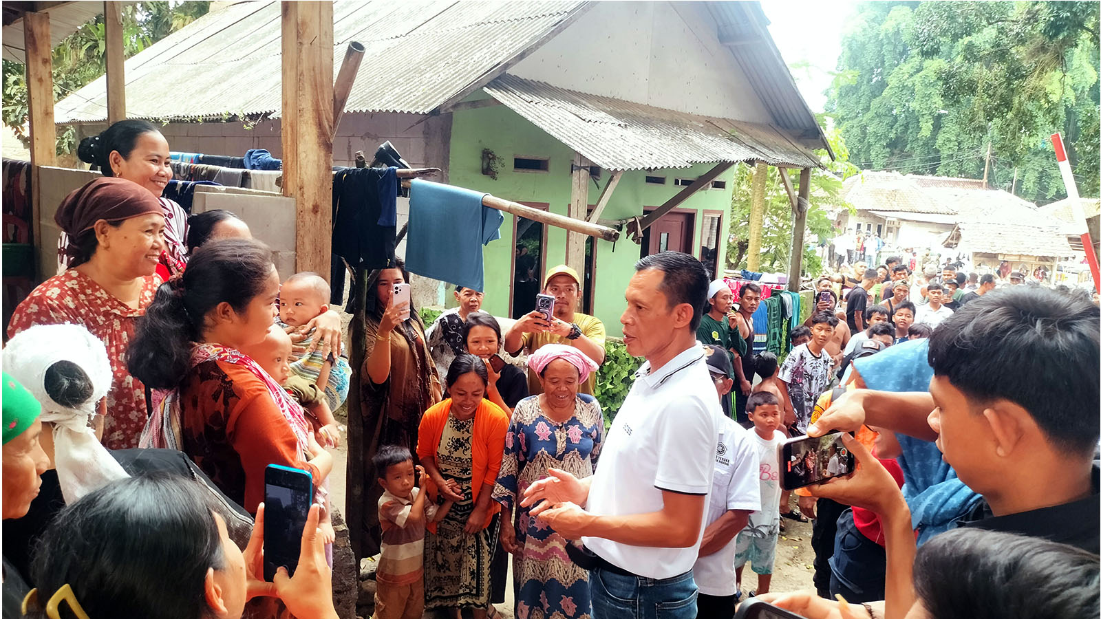 Wabup Bogor Jaro Ade Tinjau Jembatan Putus di Cigudeg, Pastikan Akses Warga Tetap Terjaga dan Siapkan Penanganan Lanjutan