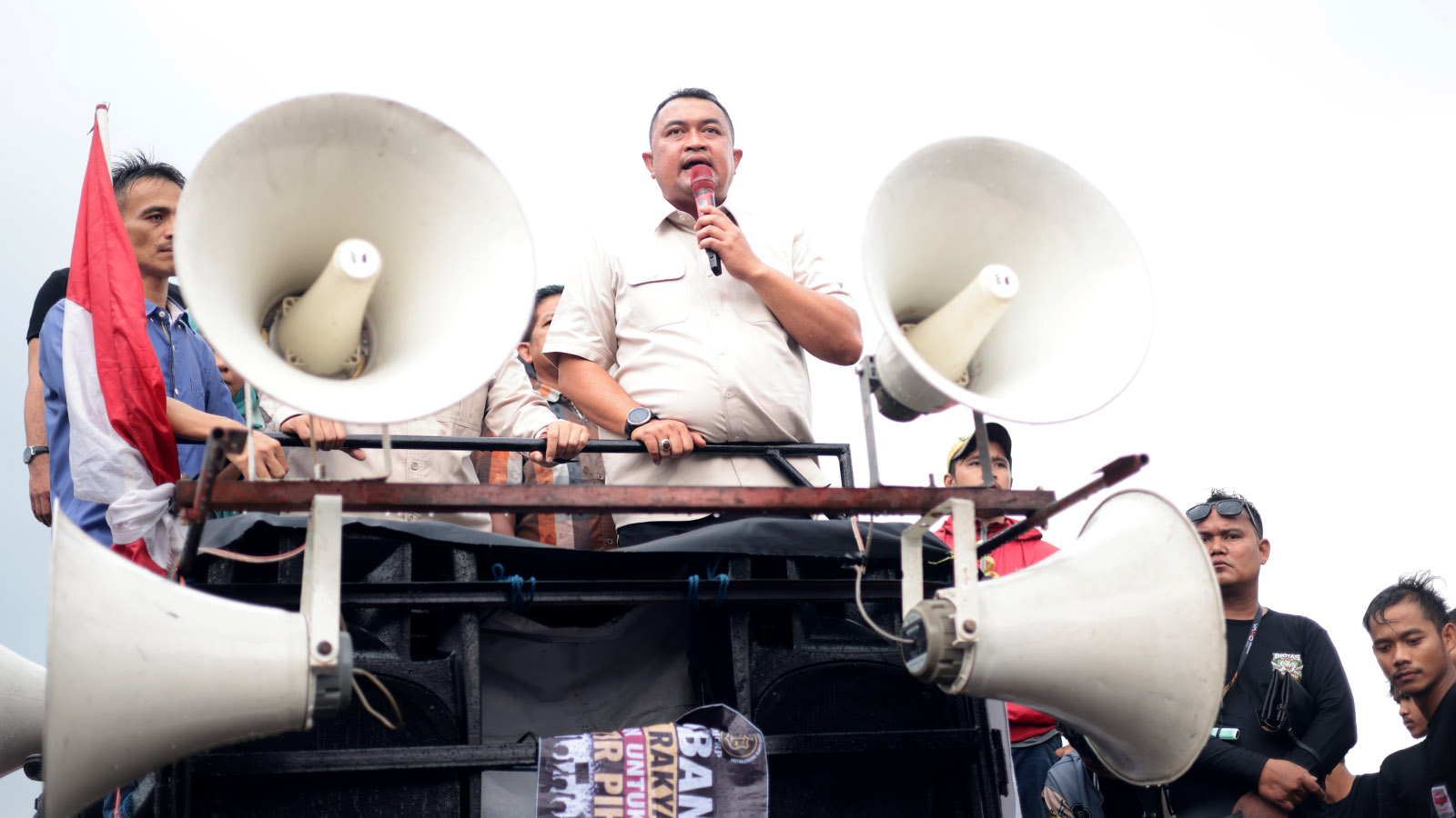 Temui Ribuan Massa Unjuk Rasa Terkait Aktivitas Tambang,  Rudy Susmanto Pastikan Pemkab Bogor Kawal Aspirasi Masyarakat
