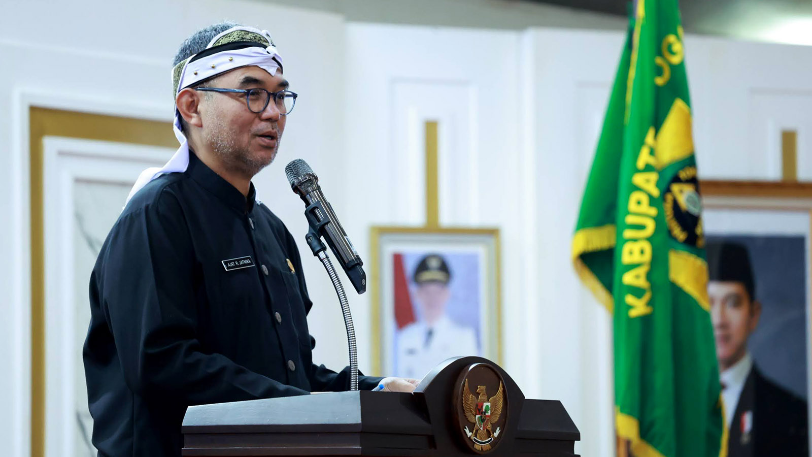 Sekda Ajat Tegaskan Penyelesaian Masalah Kemiskinan Harus Rock and Roll!