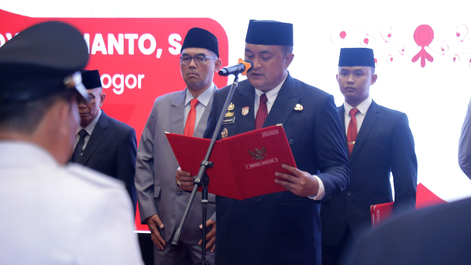 Rudy Susmanto Lantik 32 Pejabat Baru: Siap Bangun Bogor yang Istimewa dan Gemilang