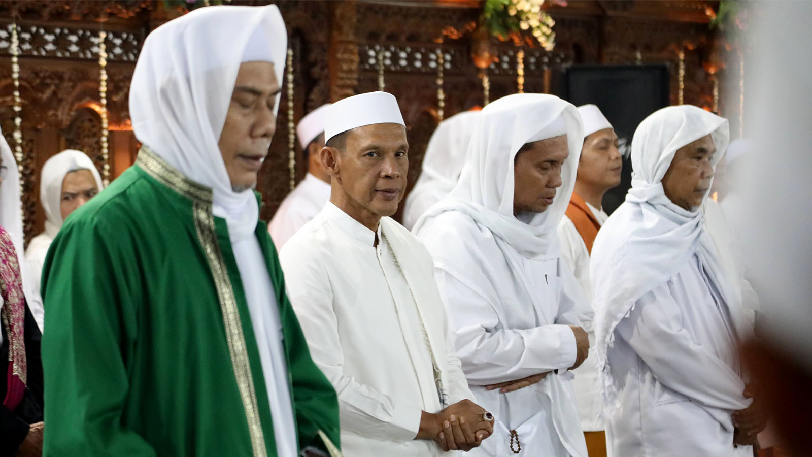 Lewat Momentum Haul ke-28 Roudhoh Al-Hikam, Ade Ruhandi Ajak Masyarakat Cetak Generasi Berakhlak Mulia