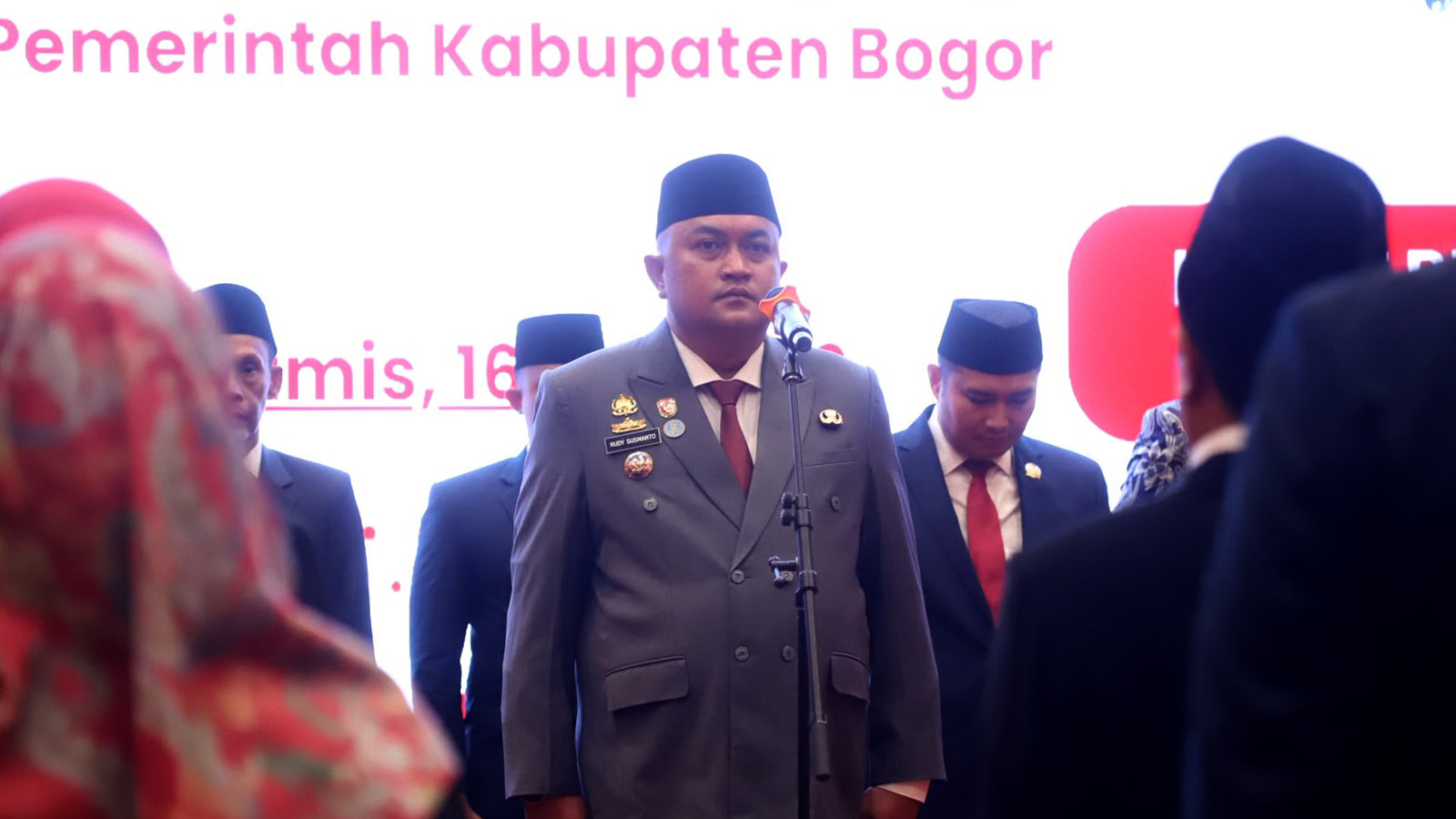 Lantik 14 Pejabat Baru, Rudy Susmanto Dorong Akselerasi Kerja dan Integritas