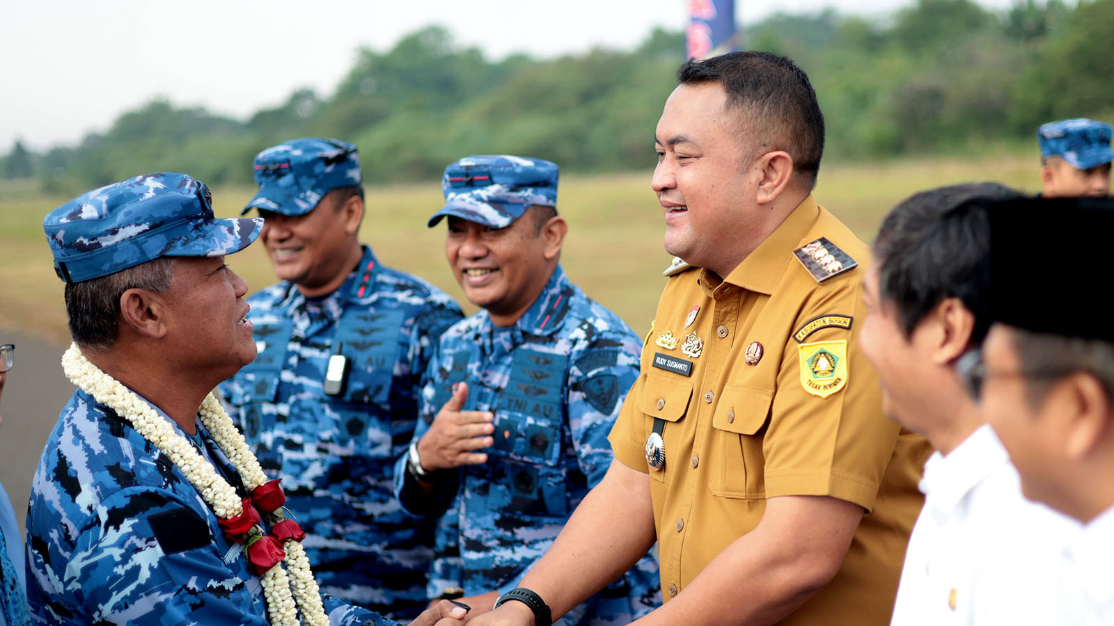 Hadir di Lanud Saleh Basarah, Bupati Rudy Apresiasi Aksi Nyata TNI AU untuk Masyarakat Bogor