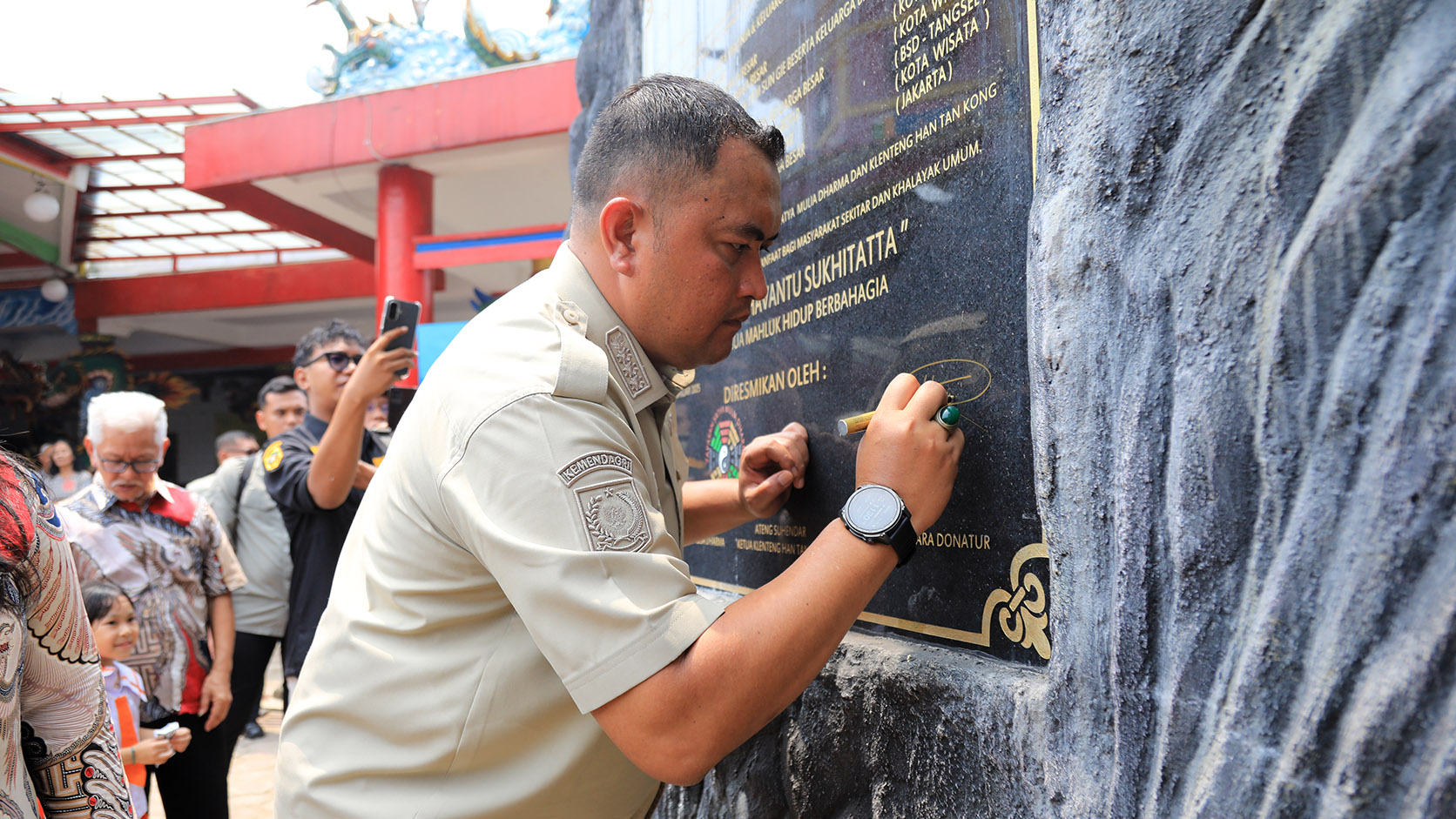Singgah ke Klenteng Berusia Dua Abad di Cileungsi,  Rudy Tuturkan: Perbedaan Itu Biasa, yang Penting Bersatu Bangun Bangsa